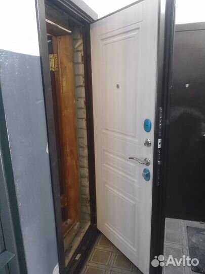 Дверь металлическая