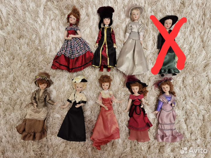 Кукла фарфоровая