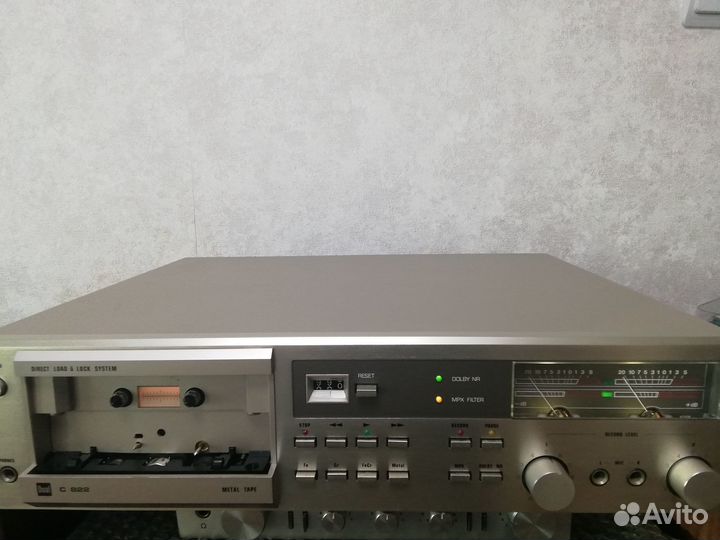 Кассетная дека Dual C822