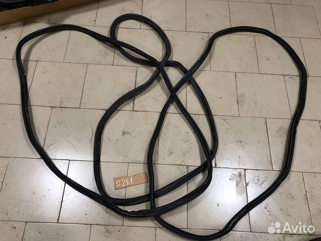 Уплотнитель багажника Mercedes E-Class W213