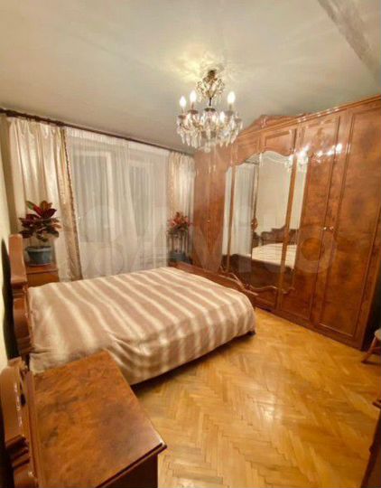 Комната 18 м² в 2-к., 14/14 эт.