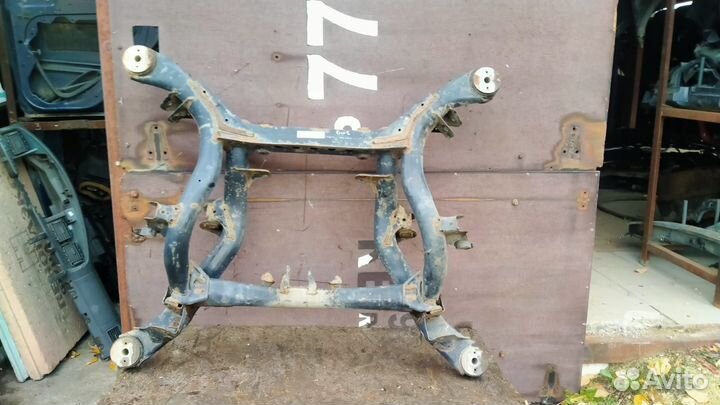 Балка подмоторная VW Touareg