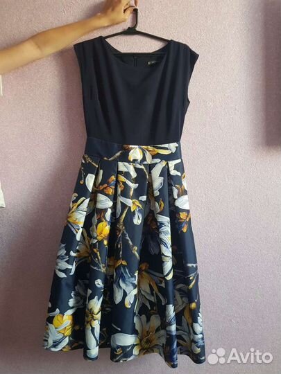 Платье на выпускной вечернее, 44 р