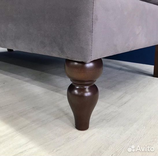 Диваны в ресторан или бар 104