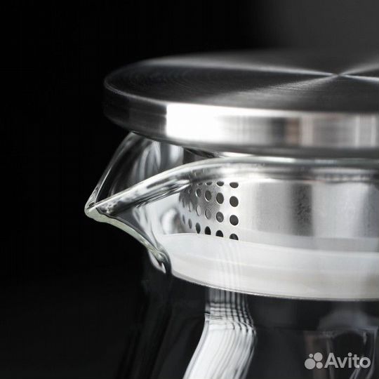 Кувшин стеклянный с металлической крышкой Magistro