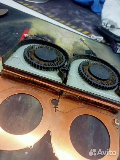 Чистка от пыли и грязи, термопаста в ноутбуке