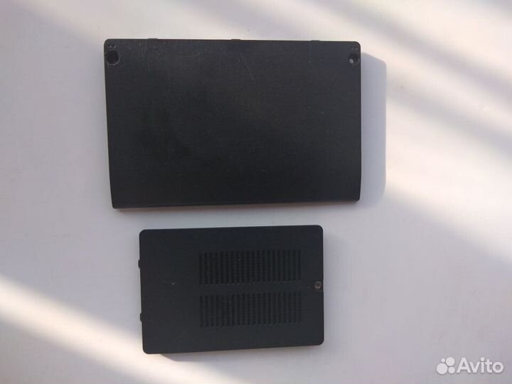 Крышки поддона ноутбука Sony Vaio SVE151J11V