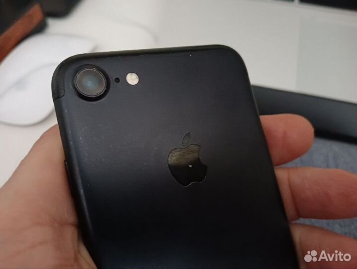 iPhone 7, 32 ГБ