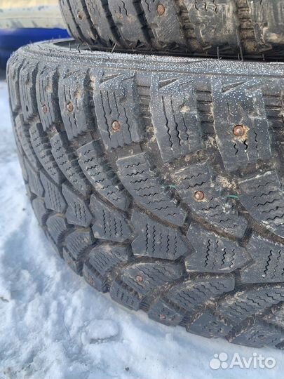 Bridgestone Ice Cruiser 7000 225/40 R18 91