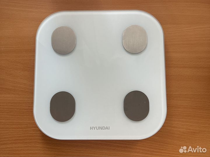 Весы hyundai