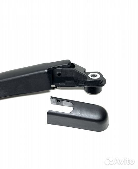 Поводок заднего дворника Nissan Almera N16