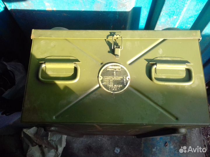 Ящик военный металлический