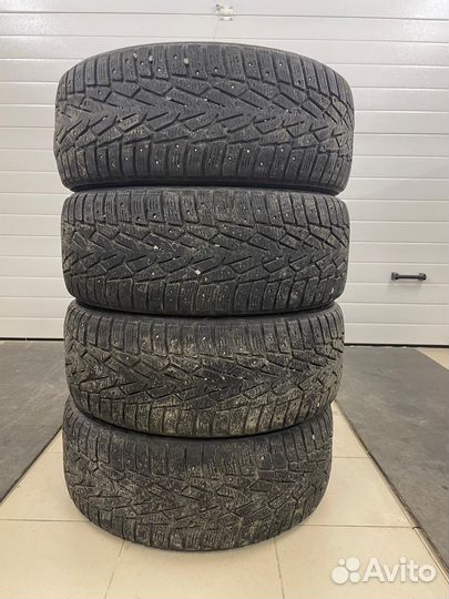 Nokian Tyres Hakkapeliitta 7 215/55 R17