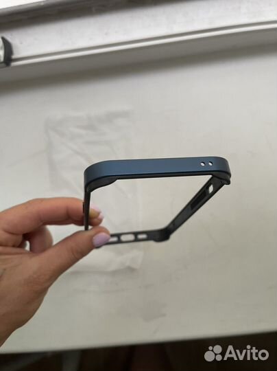 Бампер для iPhone 13