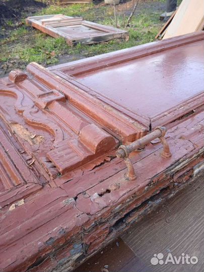 Старинная дверь