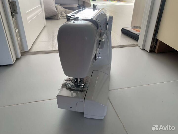 Швейная машинка