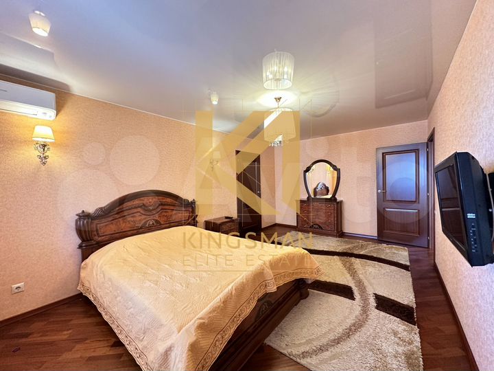 2-к. квартира, 100 м², 3/10 эт.