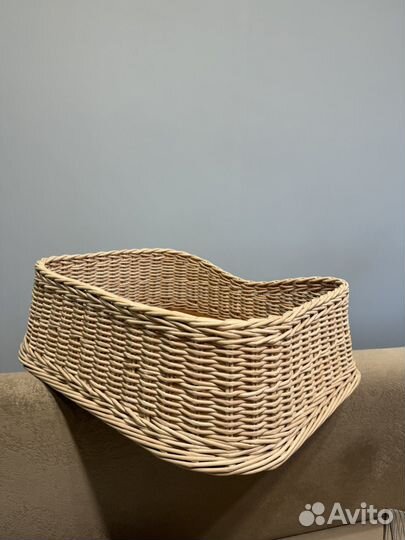 Плетенная лежанка