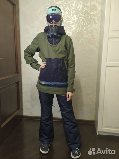 Размер XS, новый женский сноуборд костюм DC/Roxy