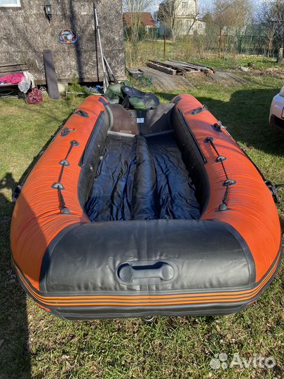 Лодка моторная RiverBoats RB 430