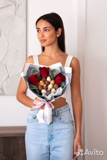 Клубника в шоколаде букет