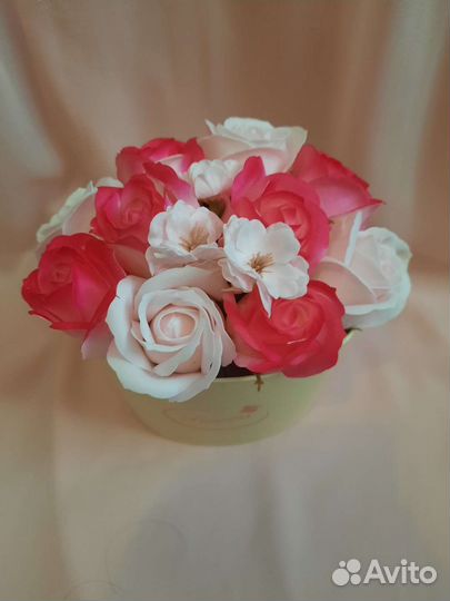 Композиция из мыльных роз на 8 марта