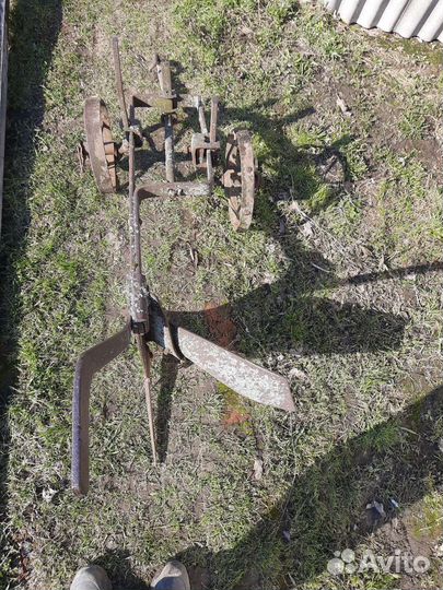 Конный плуг