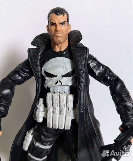 Фигурка Панишер The Punisher Marvel Legends