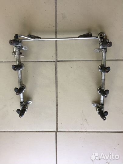 Форсунка топливная рампа audi A8 D3 quattro