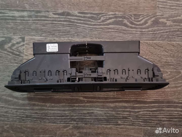 Дефлектор воздушный Skoda Rapid