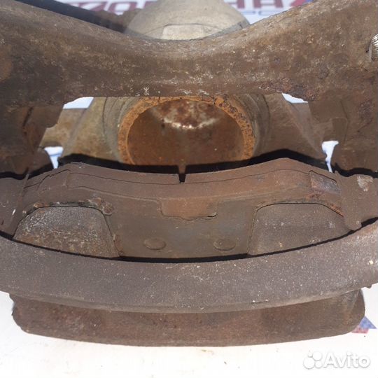 Суппорт передний правый ssangyong korando