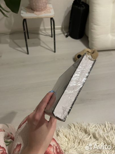 Триша Левенселлер Тени между нами