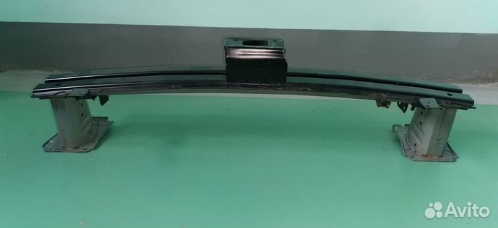 Усилитель бампера