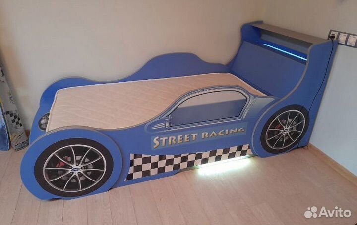 Кровать машина с подсветкой