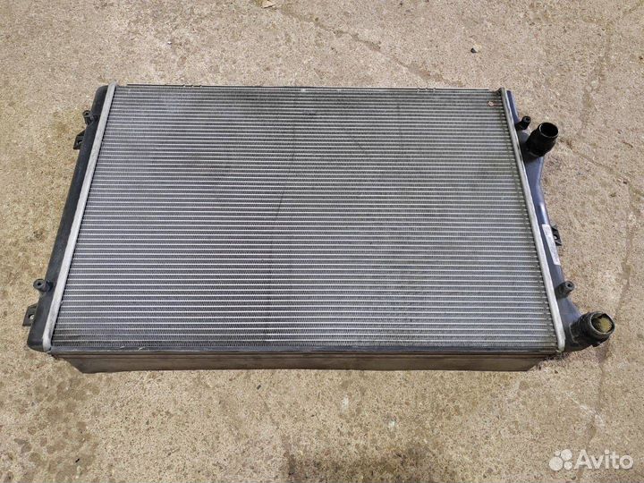 Радиатор основной Volkswagen Passat CC рест. 2013