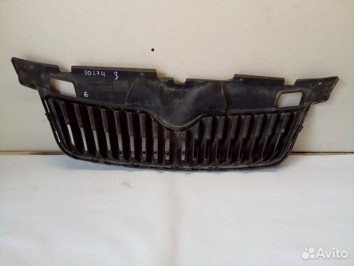 Решетка радиатора Skoda Fabia