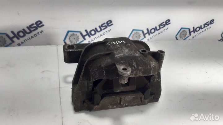 Подушка двигателя Skoda Octavia A5 1.9 TDI BXE