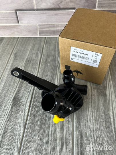 Термостат оригинал BMW для N13