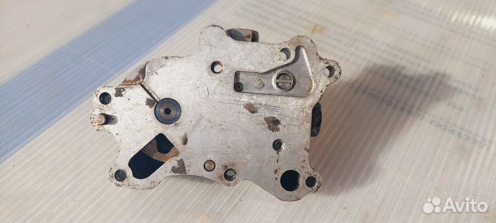 Масляный насос 4g54