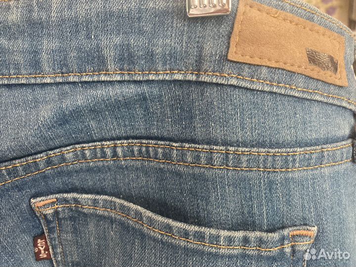 Джинсы женские levis