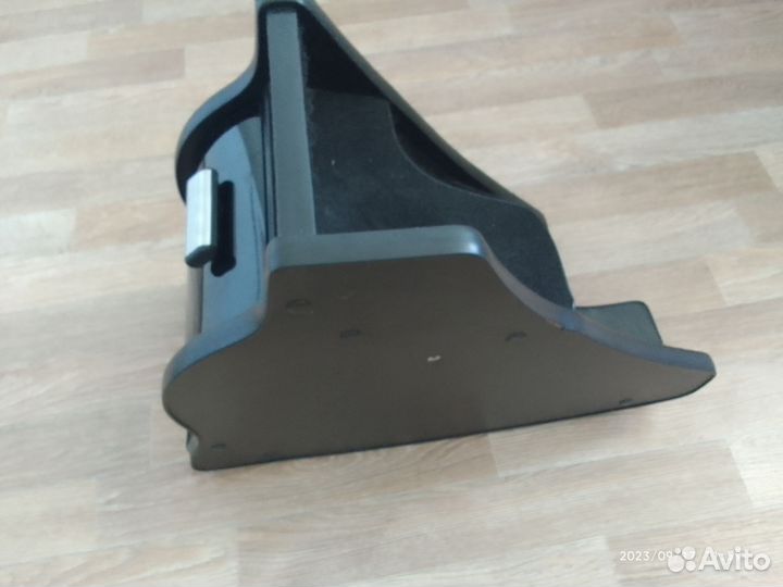 Яшик для инструмента