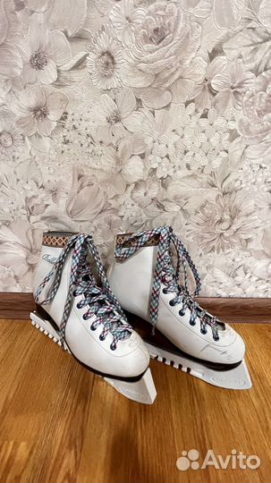 Коньки для фигурного катания