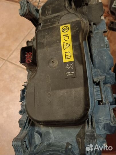 Левая передняя фара Вольво S80