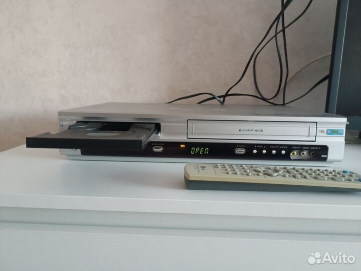 Dvd +VCR плеер lg