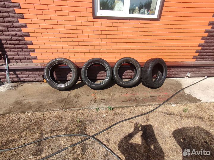 Triangle TR257 235/60 R18