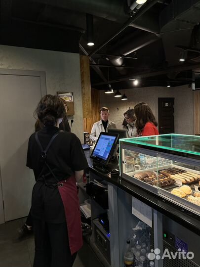 Кофейня с кухней и посадкой в бц. Готовый бизнес