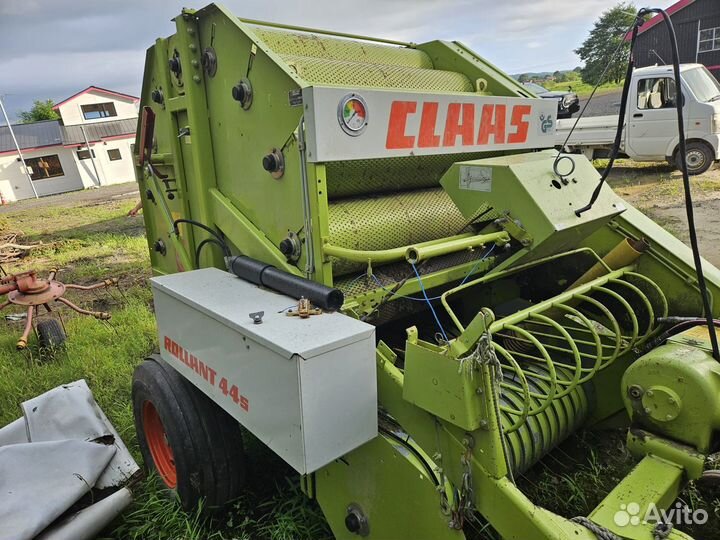 Пресс-подборщик Claas Rollant 44, 2000