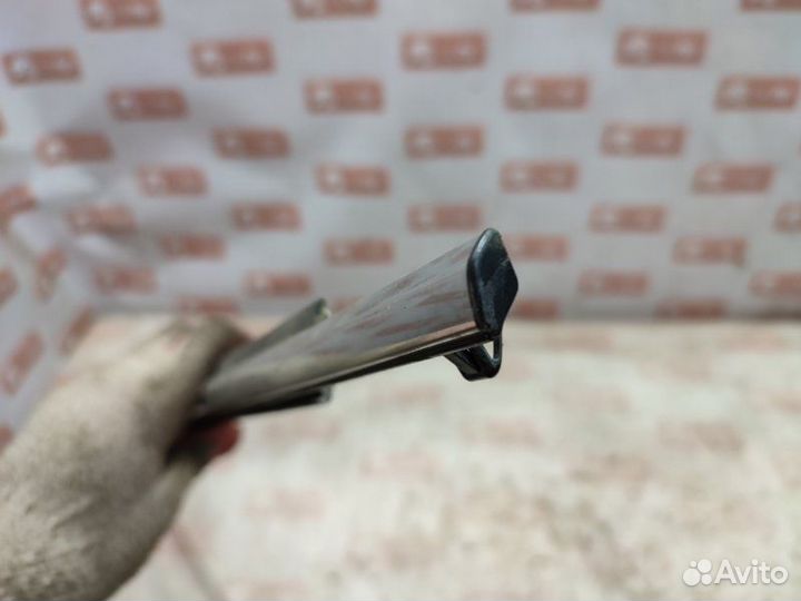 Уплотнитель стекла двери бархотка передний левый