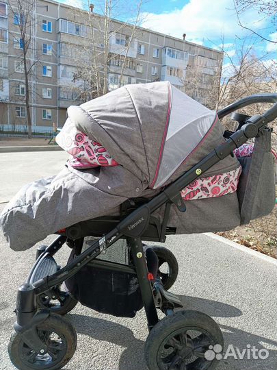 Прогулочная всесезонная коляска
