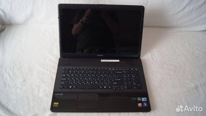 Ноутбук Soni-vaio PCG-91111V